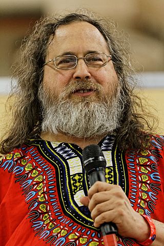 320px-richard_stallman_-_fc3aate_de_l27humanitc3a9_2014_-_010